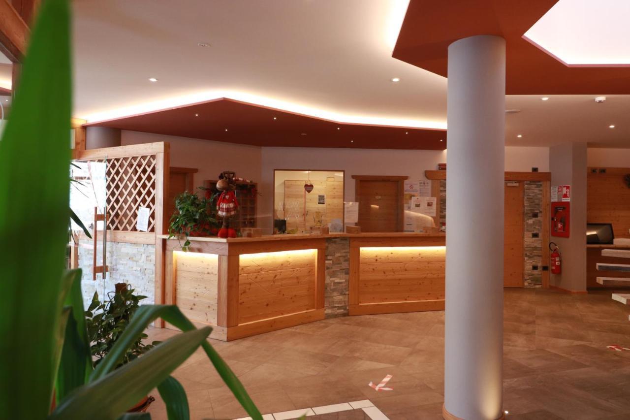 Alpen Garten Hotel Margherita Rumo Exterior photo
